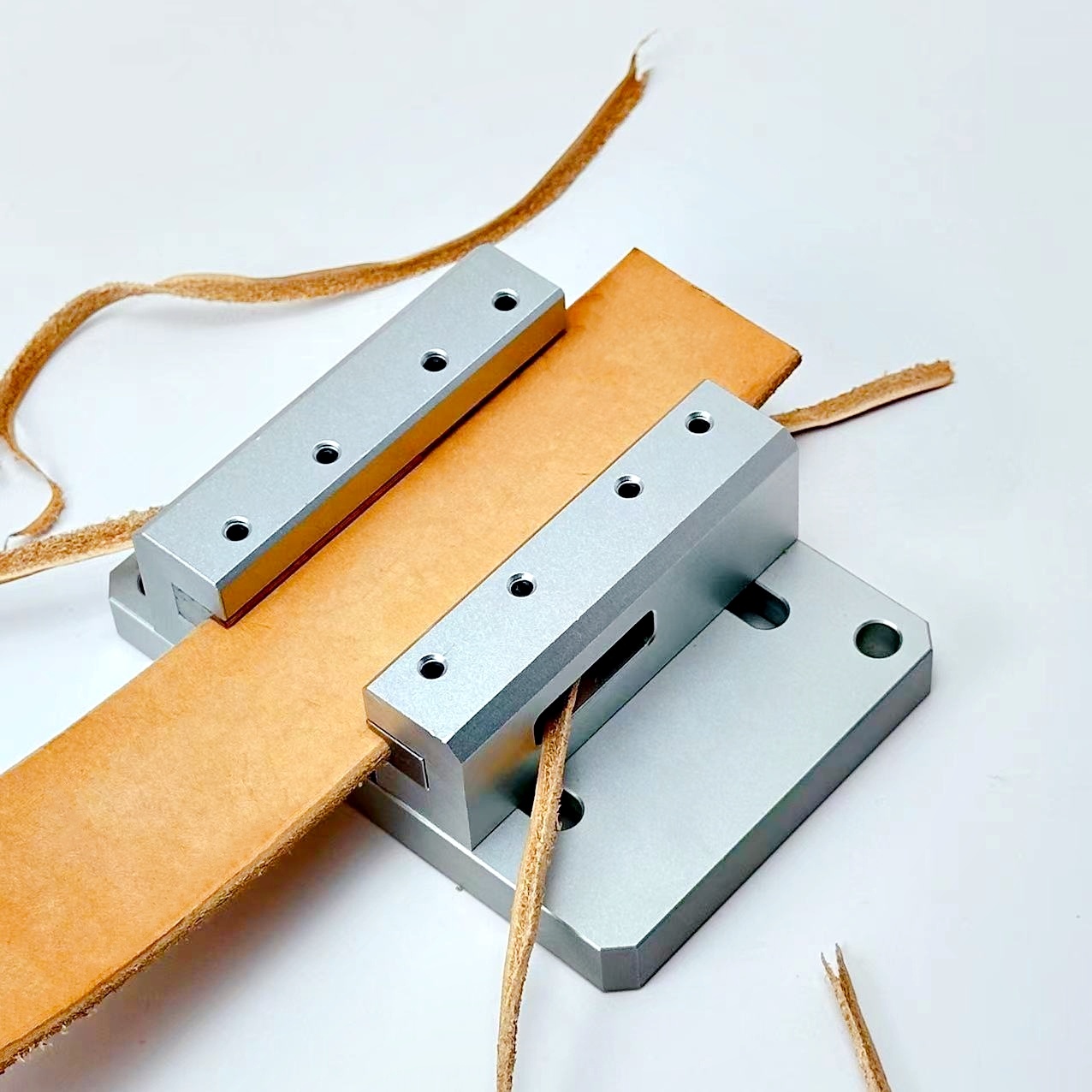 Machine à ébavurer les bords d - Leatherwork Machine avis et prix
